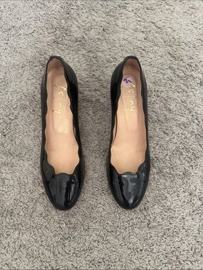 French Sole Black Patent Scalloped Ballet Flats